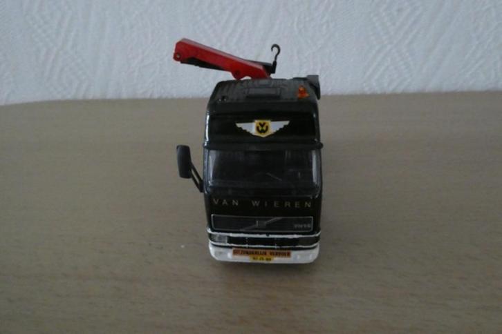 VOLVO FH16 Truck met dieplader, Hobby en Vrije tijd, Modelauto's | 1:50, Gebruikt, Bus of Vrachtwagen, Overige merken, Ophalen of Verzenden