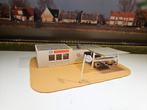 Esso pompstation tankstelle N spoor modeltrein 1:160, Hobby en Vrije tijd, Modeltreinen | N-Spoor, Overige merken, Gebruikt, Gelijkstroom of Wisselstroom
