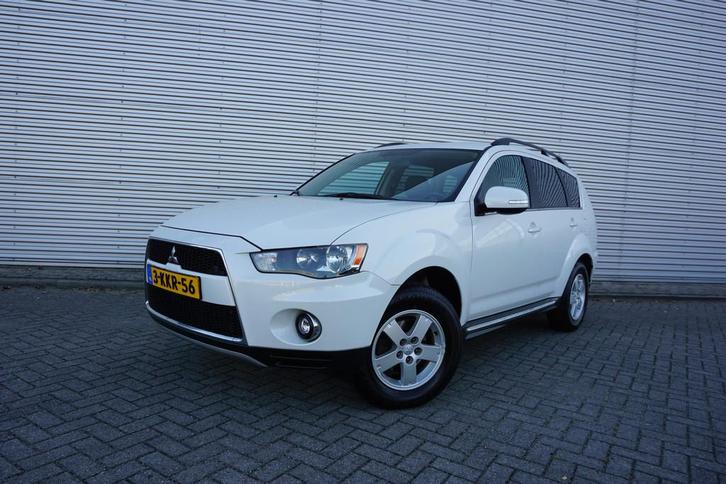 Mitsubishi Outlander 2.0 Intro Edition Airco / Navi / Cruise, Auto's, Mitsubishi, Bedrijf, Te koop, Outlander, ABS, Achteruitrijcamera