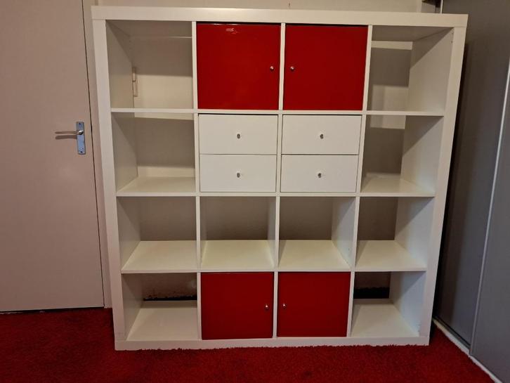kubus kast, Huis en Inrichting, Kasten | Boekenkasten, Gebruikt, 100 tot 150 cm, 100 tot 150 cm, 25 tot 50 cm, Met lade(s), Met deur(en)