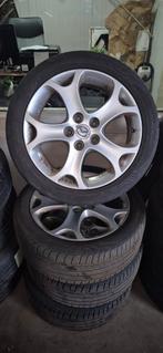 Mazda 17" Velgen met Vredestein Zomerbanden 205/50 R17, Ophalen