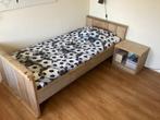 Complete slaapkamer; bed, nachtkastje en bureau, Ophalen of Verzenden, Zo goed als nieuw, Eenpersoons