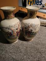 Twee Chinese Vazen, Antiek en Kunst, Ophalen