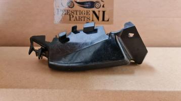 Voorbumper Houder BMW onderdelen F20 F21 Rechts 8066758 beschikbaar voor biedingen