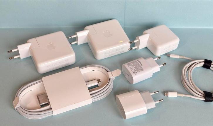 Apple origineel Opladers & Kabels - MacBook, iPad, iPhone, Computers en Software, Laptop-opladers, Zo goed als nieuw, Ophalen of Verzenden