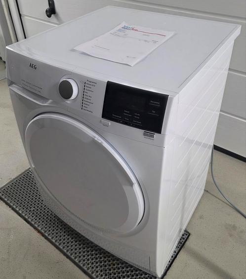 Nog geen 2 jaar oude AEG droger met garantie, Witgoed en Apparatuur, Wasdrogers, Zo goed als nieuw, Condens, 8 tot 10 kg, Ophalen of Verzenden