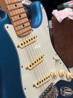 American Fender guitar perfomer Stratocaster made:Corona EUA, Muziek en Instrumenten, Verzenden, Zo goed als nieuw, Fender