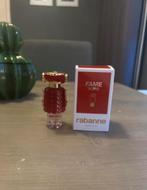 Paco Rabanne Fame In Love Parfum Elixir 30ml, Sieraden, Tassen en Uiterlijk, Uiterlijk | Parfum, Ophalen of Verzenden, Zo goed als nieuw