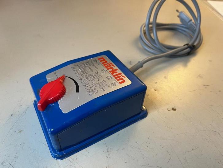 Marklin 6413 10 VA trafo, Hobby en Vrije tijd, Modeltreinen | H0, Gebruikt, Transformator of Voeding, Wisselstroom, Märklin, Analoog