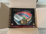 LEGO 10284 Camp Nou FC Barcelona - Nieuw!, Kinderen en Baby's, Speelgoed | Duplo en Lego, Ophalen of Verzenden, Nieuw, Complete set