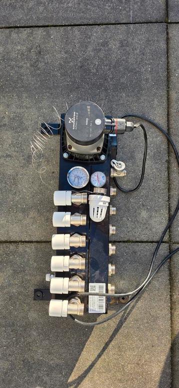 Vloerverwarming Verdeler 6 Groeps A-Label Pomp beschikbaar voor biedingen