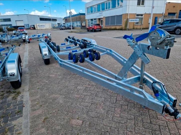 Vlemmix Flex-roll tandemas trailer met wegklapbare LED, Watersport en Boten, Boottrailers, Nieuw, 6 tot 9 meter, Ophalen