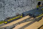 Jouef NS 1306 + 4 wagons, Hobby en Vrije tijd, Modeltreinen | H0, Wisselstroom, Jouef, Ophalen of Verzenden, NS