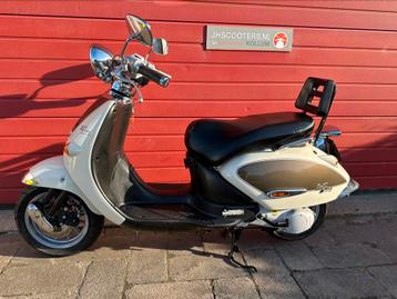 In topconditie verkerde aprilia Mjoto 45km slecht 06414 km beschikbaar voor biedingen