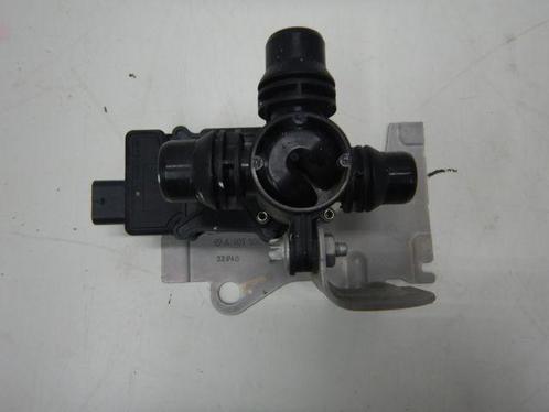 Mercedes-Benz Sprinter W907 Extra Waterpomp A0005061300, Auto-onderdelen, Motor en Toebehoren, Mercedes-Benz, Gebruikt, Ophalen of Verzenden