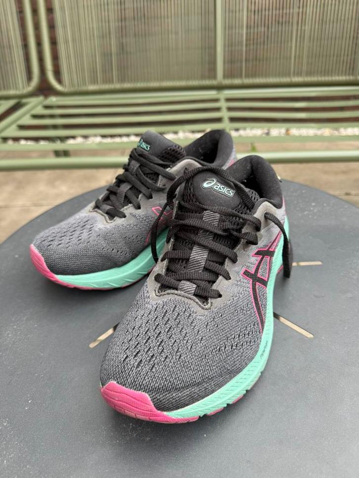 ASICS GT-1000 11 GTX 38, Sport en Fitness, Loopsport en Atletiek, Zo goed als nieuw, Hardloopschoenen, Asics, Ophalen of Verzenden