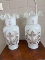 Antieke handgeschilderde mat glazen vazen, Antiek en Kunst, Antiek | Vazen, Ophalen