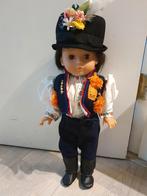 Mooie pop uit Tsjechië lidova tvorba, Verzamelen, Poppen, Onbekend, Ophalen of Verzenden, Zo goed als nieuw, Pop