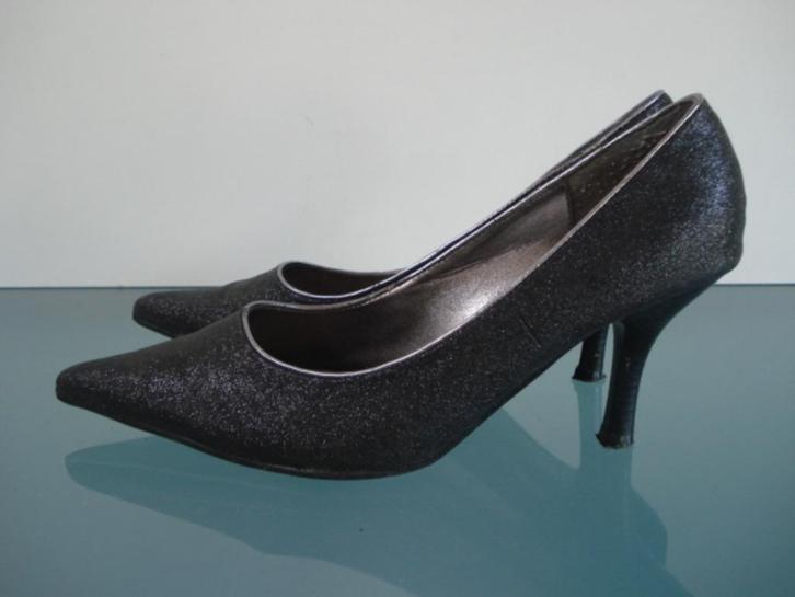 GRATIS VERZENDEN | Leuke zwarte glitter hakken 38, Kleding | Dames, Schoenen, Zo goed als nieuw, Schoenen met hoge hakken, Zwart