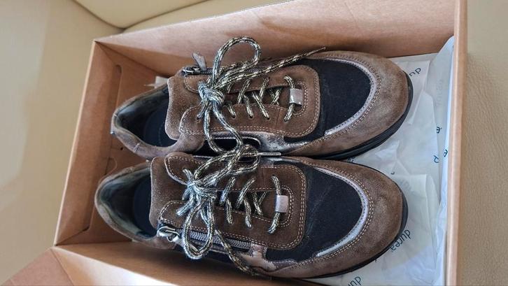 Durea dames schoenen maat 7 / 40,5 wijdte H., Kleding | Dames, Schoenen, Zo goed als nieuw, Sneakers of Gympen, Overige kleuren