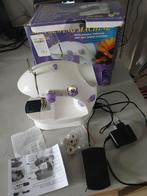 Nieuw in doos mini sewing naaimachine budget prijs, Hobby en Vrije tijd, Naaimachines en Toebehoren, Ophalen, Nieuw, Overige merken