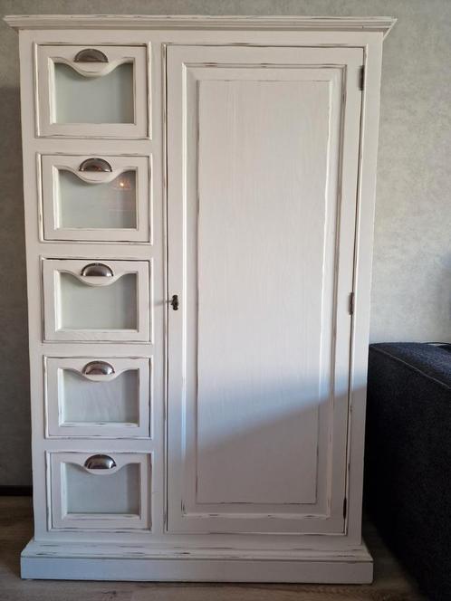Brocante kast, Huis en Inrichting, Kasten | Overige, Zo goed als nieuw, Ophalen