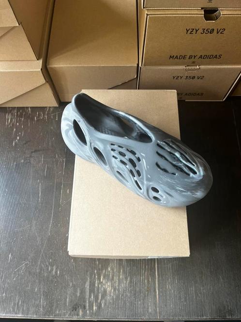 Adidas Yeezy Foam RNR Granite 38/39/40.5/43/44.5/46/47/48.5, Kleding | Heren, Schoenen, Nieuw, Sneakers of Gympen, Ophalen of Verzenden