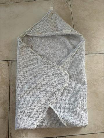 Koeka omslagdoek wafel beschikbaar voor biedingen