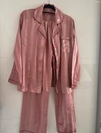 Roze satijnen pyjama, Kleding | Dames, Pyjama's, Ophalen of Verzenden, Zo goed als nieuw