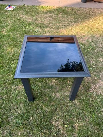 Modern zwart/antraciet vierkant bijzet tafeltje beschikbaar voor biedingen