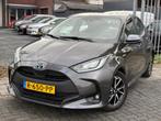 Toyota Yaris 1.5 Hybrid Dynamic| Apple CarPlay | Stoelverwar, Auto's, Toyota, Gebruikt, 450 kg, 1490 cc, Bedrijf