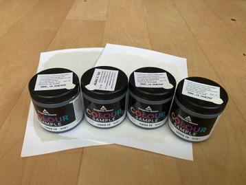 Benjamin Moore verf testers o.a. Ballet White, Swiss Coffee beschikbaar voor biedingen