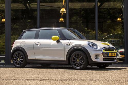 MINI Mini Electric Essential 33 kWh (bj 2020, automaat), Auto's, Mini, Te koop, Overige modellen, ABS, Achteruitrijcamera, Airbags