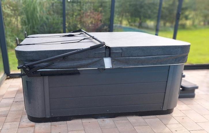 ZGAN Passion Soulmate jacuzzi, Tuin en Terras, Bubbelbaden en Hottubs, Zo goed als nieuw, Vast, Trap, Ophalen