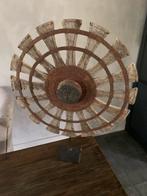 Houten wiel op standaard, Huis en Inrichting, Woonaccessoires | Kransen, Ophalen of Verzenden, Zo goed als nieuw