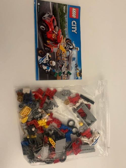 Lego City 60137, Kinderen en Baby's, Speelgoed | Duplo en Lego, Zo goed als nieuw, Lego, Complete set, Ophalen of Verzenden