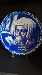 Delfts Blauw Bord - Oude Vrouw, Ophalen