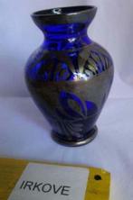 BLAUW KRISTAL VAASJE MET ZWEMMENDE EEND * Gold Overlay *, Antiek en Kunst, Antiek | Glas en Kristal, Verzenden