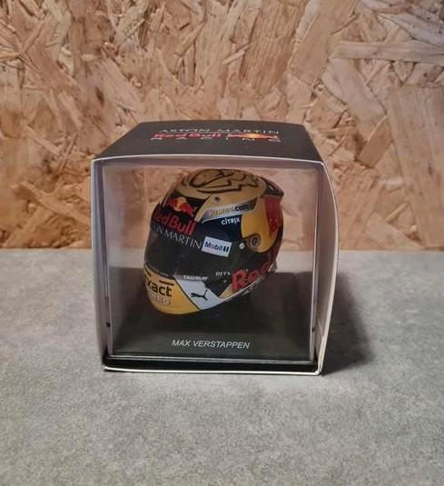 Max Verstappen Mini Helm 1:5 - Oostenrijk, Verzamelen, Automerken, Motoren en Formule 1, Nieuw, Formule 1, Ophalen of Verzenden