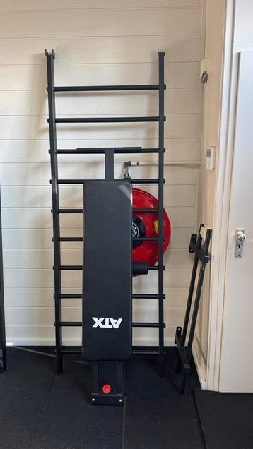 ATX wall mount with bench te koop beschikbaar voor biedingen