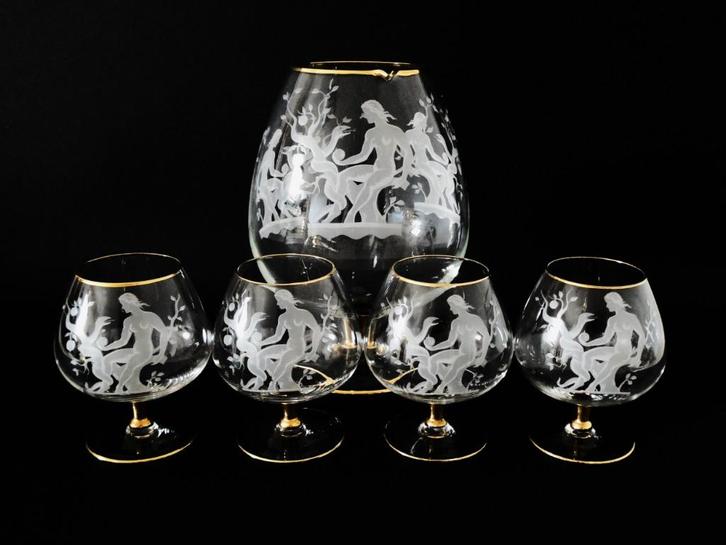 Schenkkan met 4 Cognacglazen gegraveerd Eva in Het Paradijs, Antiek en Kunst, Antiek | Glas en Kristal, Ophalen of Verzenden