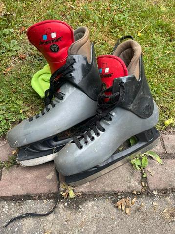 Ijshockeyschaatsen maat 43 beschikbaar voor biedingen