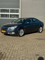 Opel Insignia 1.8 / NW APK / NL AUTO / 100% ONDERHOUDEN, Auto's, Euro 5, 74 €/maand, 4 cilinders, 1796 cc