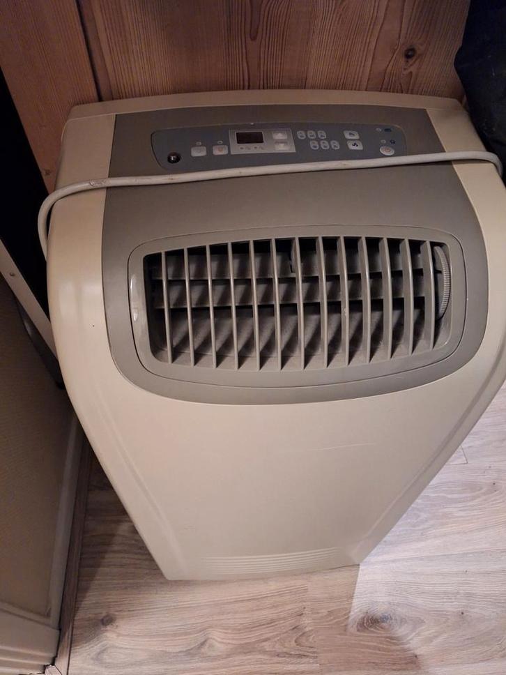Mobiele Airco - Goede Staat, Witgoed en Apparatuur, Airco's, Gebruikt, Mobiele airco, 60 tot 100 m³, 3 snelheden of meer, Koelen en Ontvochtigen