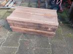 Houten koffer. Oud ding, Antiek en Kunst, Ophalen