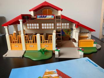 Manege Playmobil beschikbaar voor biedingen
