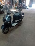 Bella milano scooter, Ophalen, Gebruikt, Benzine