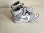 Nike dunk hoog maat 38 wit / grijs, Gebruikt, Jongen of Meisje, Schoenen, Ophalen of Verzenden