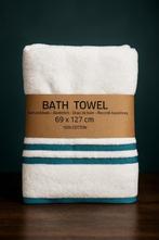 Partij witte badhanddoeken met teal biezen 69x127cm, NHP International, Sales@nhp-international.com, Wit, Handdoek