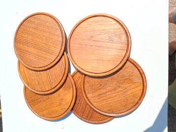 6x teak houten onderbord. Houten bord beschikbaar voor biedingen